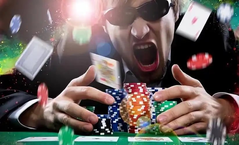 Studio broadcast live-dealer totoraja menampilkan meja Featured Games dengan kamera HD dan dealer profesional